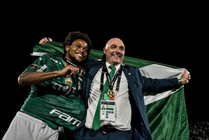 爸爸叫我can妈妈外婆